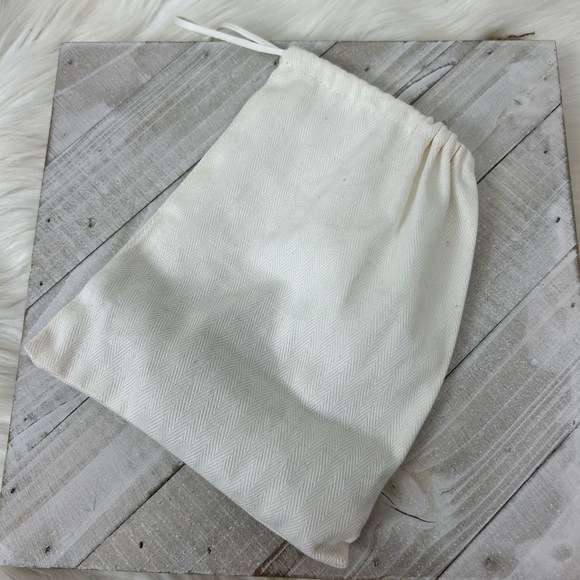 J. Crew Jewel Toned Cluster Confetti Collar Necklace - Picture 3 of 11